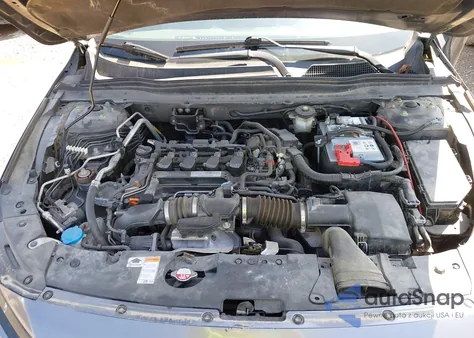 2018 Honda Accord Lx z USA, uszkodzony, nr VIN 1HGCV1F19JA071456